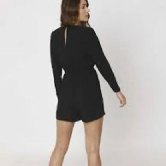 Aritzia Wilfred Black Grignard Romper Long Sleeve Scoop Neck Playsuit XS - Picture 2 of 14